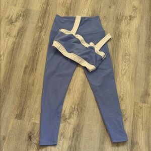 Gently warn Beyond Yoga set no defects.